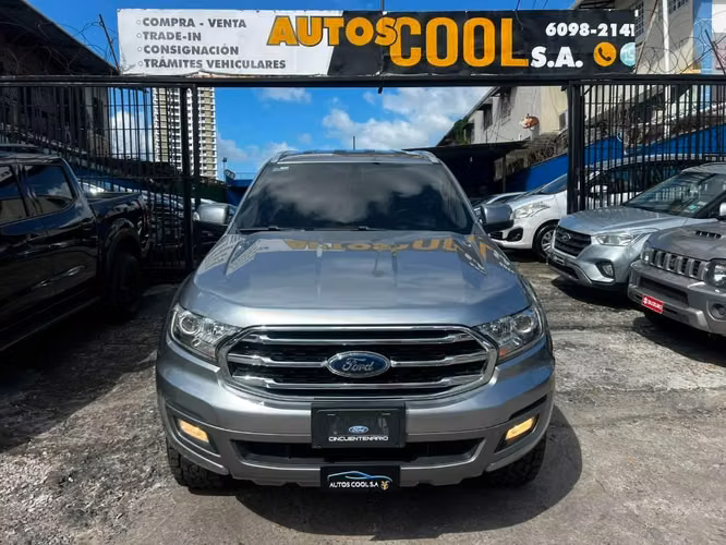 FORD EVERETS AÑO 2019 AUTOMÁTICA 4X4 TURBO DIESEL MOTOR 3.2 UNICO DUEÑO PERFECTAS CONDICIONES