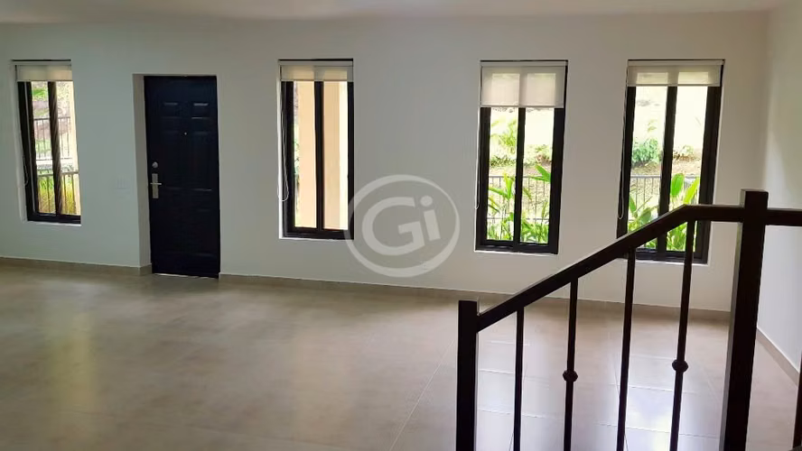 Venta Casa Embassy Club con Inquilino Clayton - Imagen 2
