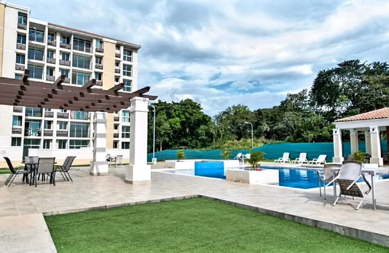 Vendo apartamento en costa verde - Imagen 7