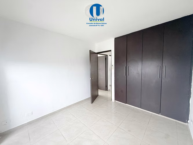Precio de Oportunidad - Apartamento en Venta en PH Crystal Hills