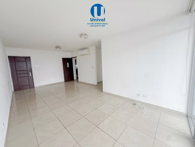 Precio de Oportunidad - Apartamento en Venta en PH Crystal Hills