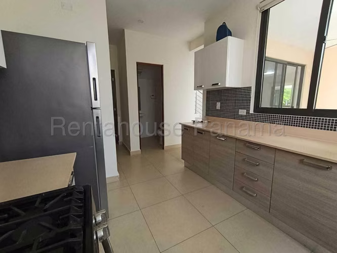 Casa en Alquiler en Panamá Pacifico. RIVER VALLEY. 27LDC152