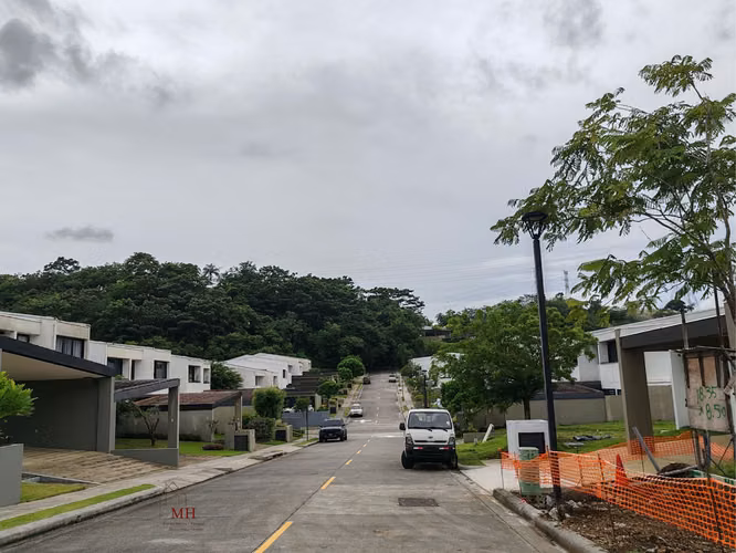 Fabulosas casas a estrenar en Barrio Alto, Altos de Panamá. Venta - Imagen 13