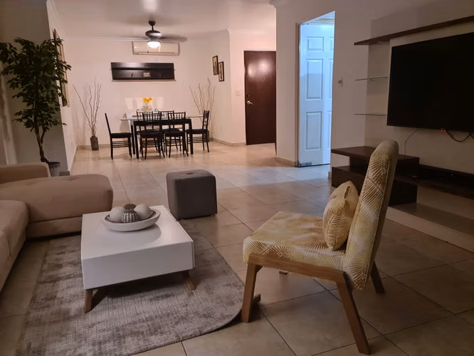 ALQUILER DE APARTAMENTO EN PH MYSTIC POINT - Imagen 2