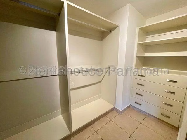 Apartamento en alquiler en PH Parque del mar 27LRL153 - Imagen 15