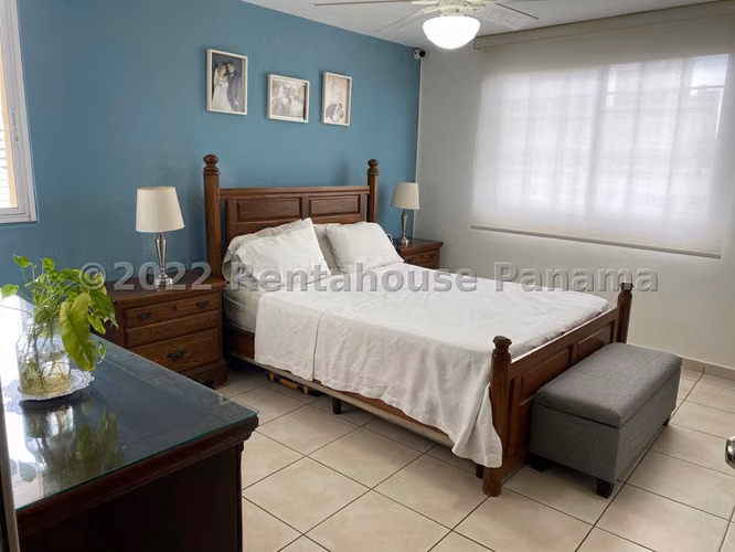 Apartamento en Venta en San Francisco. PH TORRES MAR DEL SUR. 23LDC810