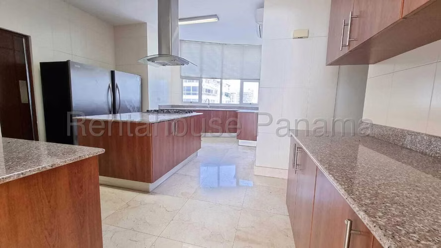 Apartamento en Alquiler en Paitilla  Excelente Vista al Mar 26*6971Mfk
