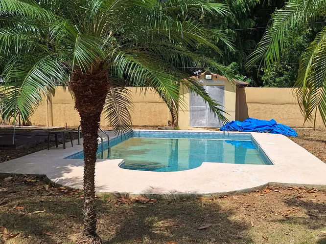 Casa de Playa con Piscina en Vía Principal de Nueva Gorgona