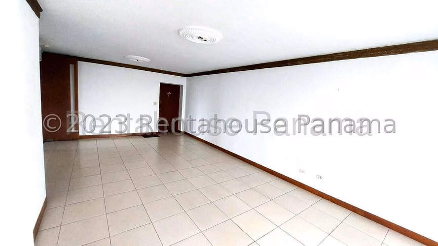 Se Alquila Apartamento en El Cangrejo VLU27-140