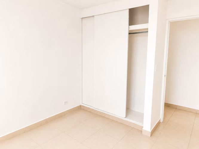 Venta de Apartamento en Vista Hermosa, PH Los Toneles, 83m2