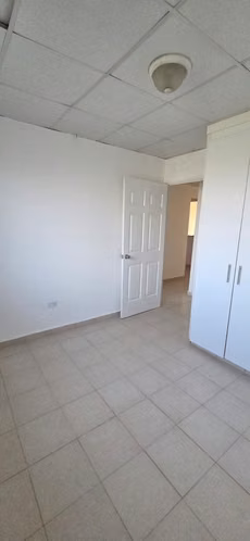 SE ALQUILA CASA EN RESIDENCIAL LAGO EMPERADOR