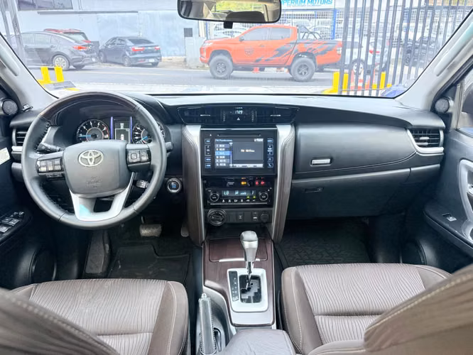 Toyota Fortuner 2017 - Imagen 11