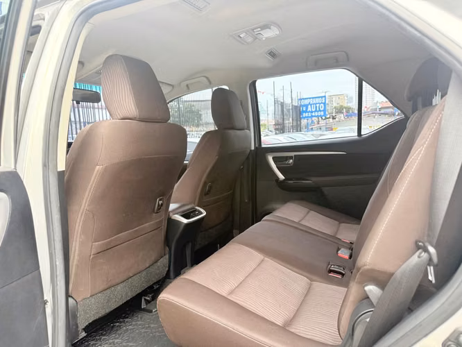 Toyota Fortuner 2017 - Imagen 8