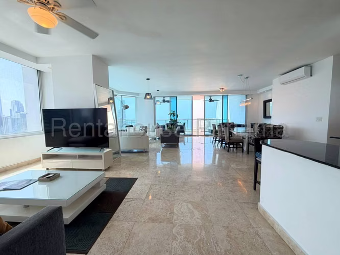 Apartamento en Alquiler en Bella Vista MPM 27-161