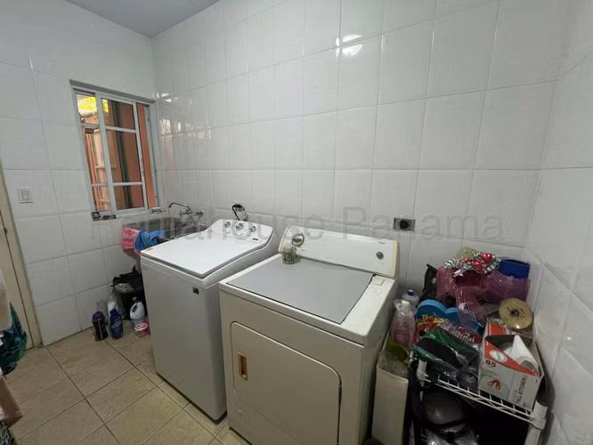 Venta de Amplia Casa en Costa del Este 26*6913Mfk - Imagen 8