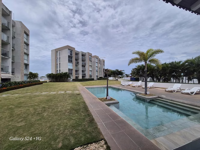 VENTA DE APARTAMENTO EN PH LAS ISLAS - CORONADO