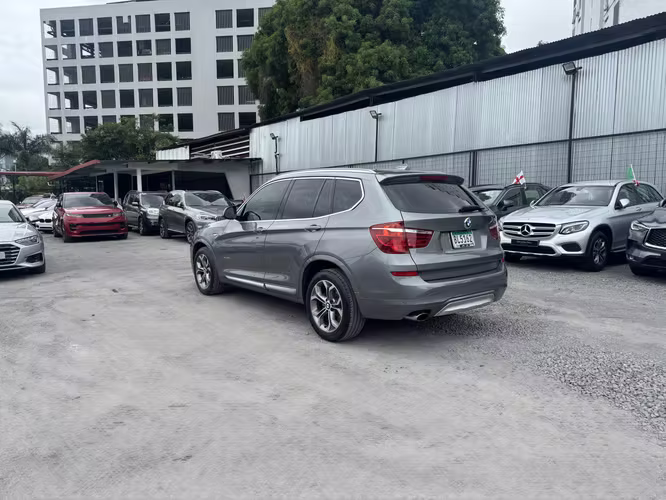 BMW X3 2017