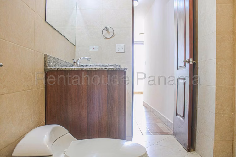 Apartamento en Alquiler en El Cangrejo MPM 27-66
