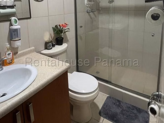 Venta de apartamento en El Dorado AK
