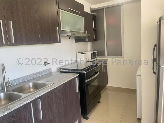 Venta de apartamento en Carrasquilla AK