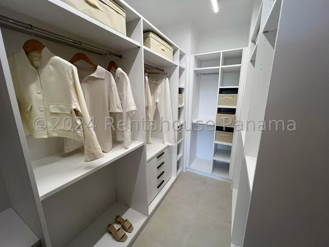 Venta de apartamento en Santa Maria AK
