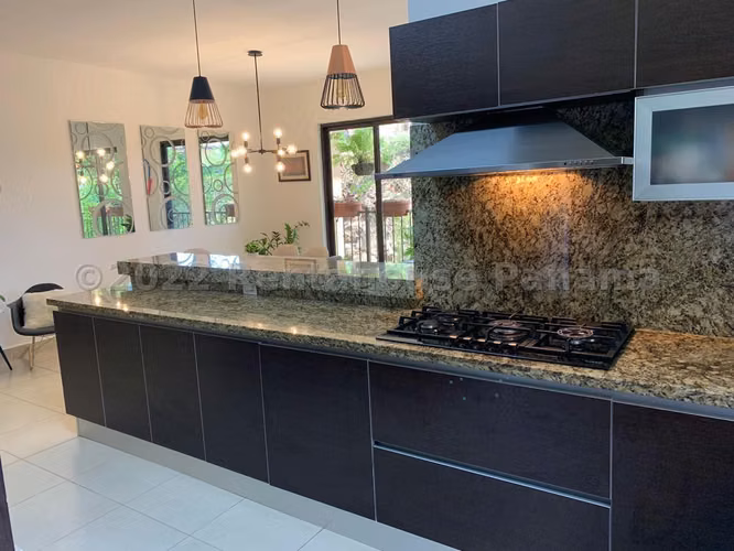 Venta de apartamento en Clayton AK