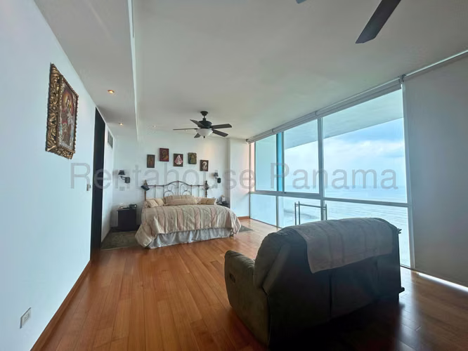 Venta de apartamento en Costa del Este AK