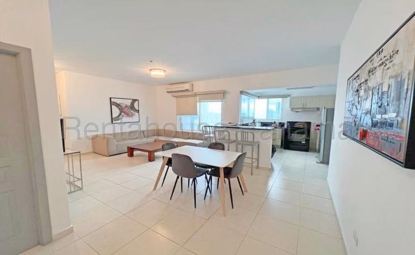 Apartment for Sale on Avenida Balboa AK