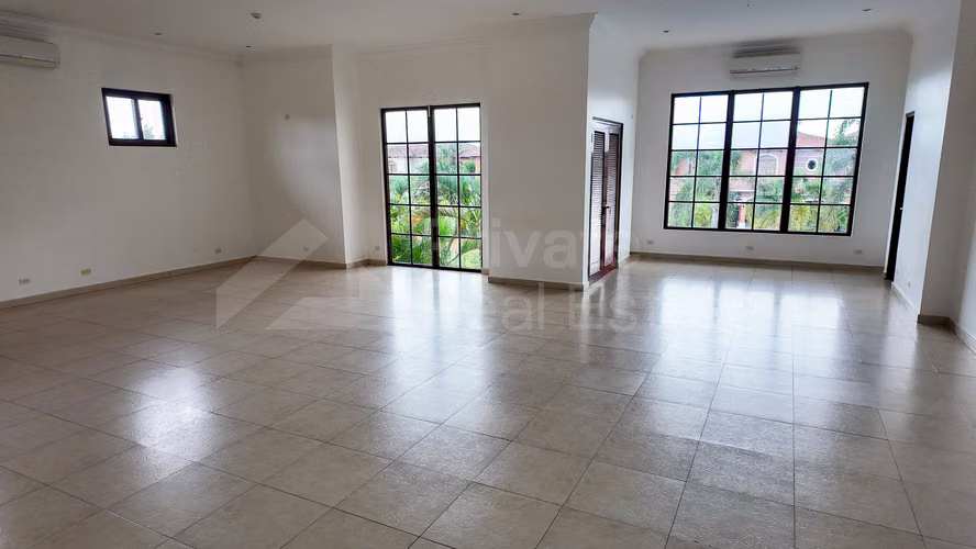 Venta o Alquiler de Vasa en Costa Sur Ph El Doral