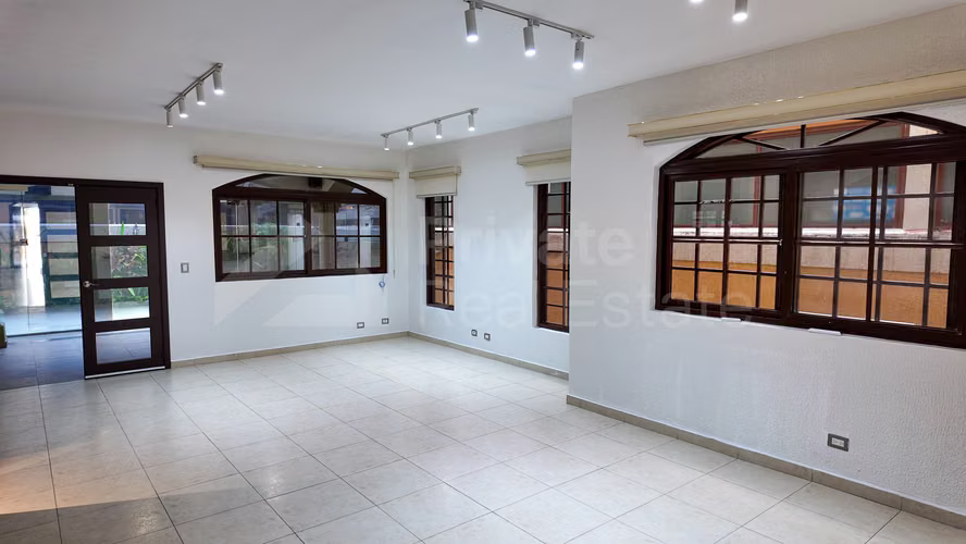 Venta o Alquiler de Vasa en Costa Sur Ph El Doral