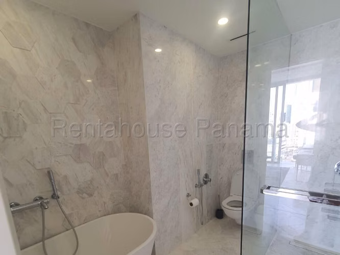 Alquiler de Apartamento Amoblado en Marbella Ph Wanders & Yoo EC
