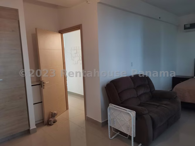 Venta de Apartamento Amoblado en San Francisco Ph Firenze Tower EC