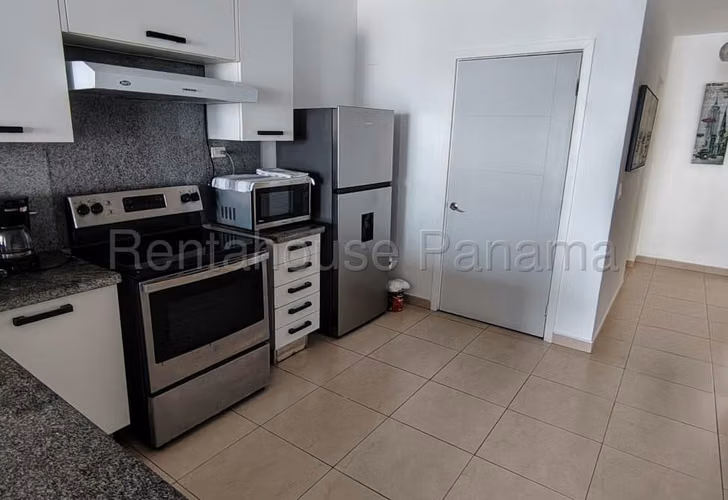Alquilo Apartamento AMOBLADO en Avenida Balboa WHITE TOWER OF27-98