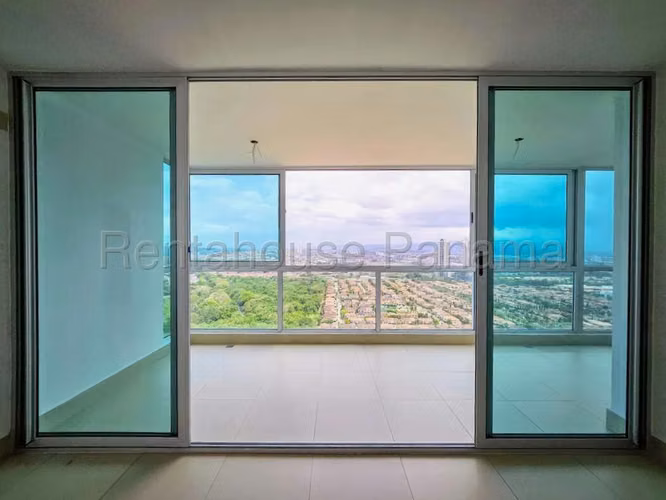 Venta de Apartamento en Costa del Este Ph Breeze Solo Cliente Directo LFC