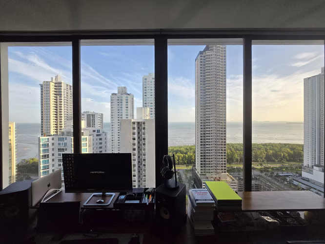 Costa del Este - Totalmente Remodelado y Equipado - 203 m² - 555,000