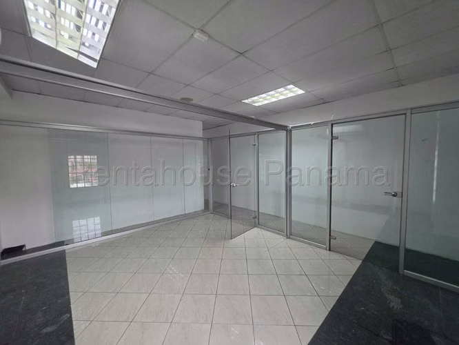 Edificio / local comercial en alquiler en El Dorado DPV