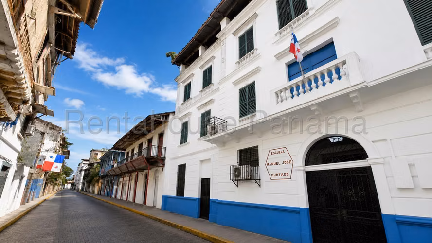 Venta de Edificio en Santa Ana Carolina Solo Cliente Directo MC
