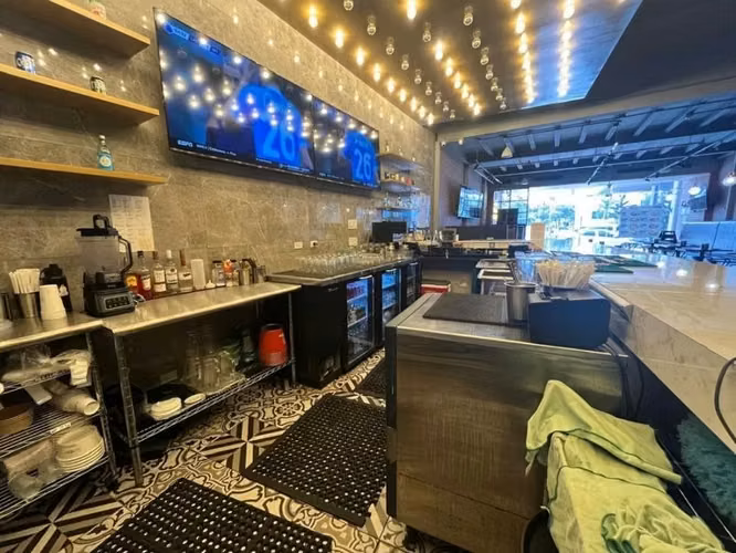 Alquiler de Local Comercial en San Francisco - DG
