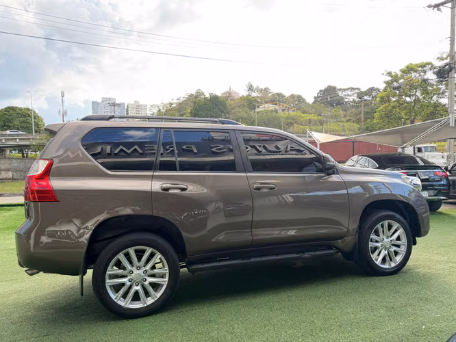 Toyota Prado 2014 - Imagen 4