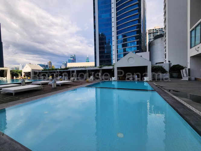 Venta de Apartamento en Avenida Balboa, PH Yoo and Arts (Solo Cliente Directo)