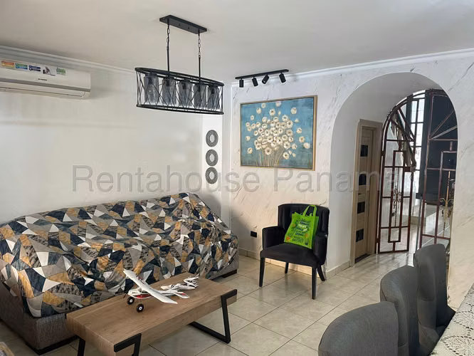 Venta de Casa en Brisas Del Golf, Villas del Golf (Solo Cliente Directo)