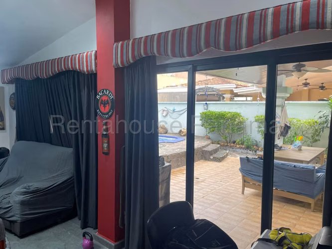 Venta de Casa en Brisas Del Golf, Villas del Golf (Solo Cliente Directo)