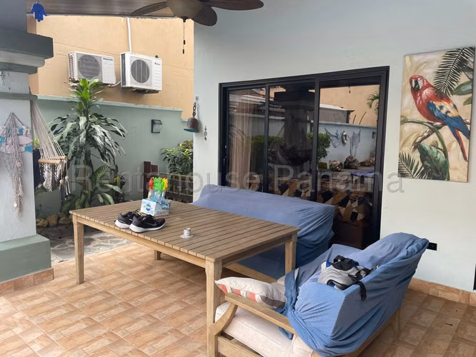 Venta de Casa en Brisas Del Golf, Villas del Golf (Solo Cliente Directo)