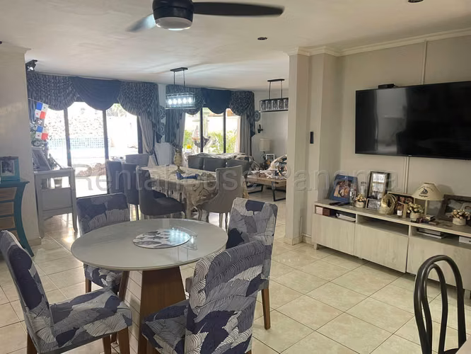 Venta de Casa en Brisas Del Golf, Villas del Golf (Solo Cliente Directo)