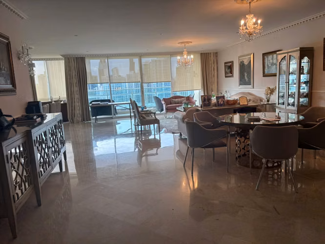 PUNTA PAITILLA - 3 Recamaras - 329 M² - Piso Alto - Balcón