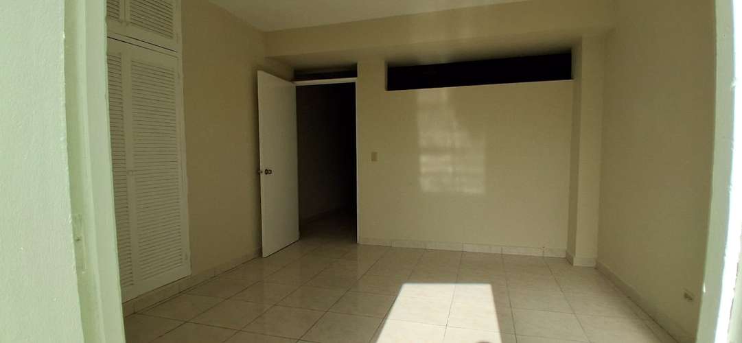 SE ALQUILA APTO EN  CALIDONIA - EDIFICIO DIGNA 