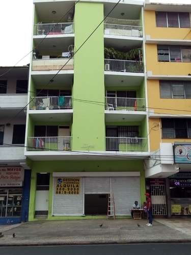 SE ALQUILA APTO EN  CALIDONIA - EDIFICIO DIGNA 