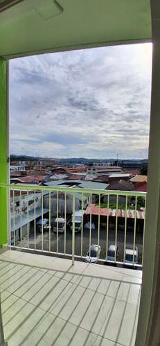 SE ALQUILA APTO EN  CALIDONIA - EDIFICIO DIGNA 