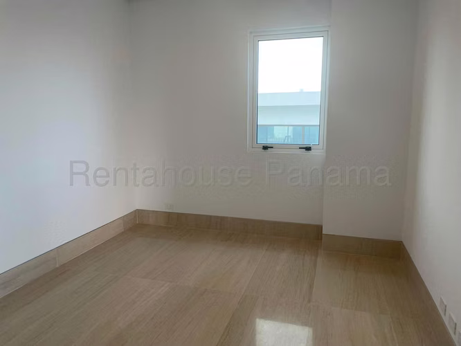 Venta de Penthouse en Ocean Reef Islands con Vista al Mar DPV