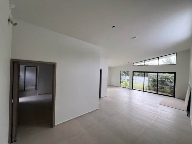 Casa Nueva en zona privilegiada (Loma Alegre entre de Coco Del Mar & Altos del Golf)